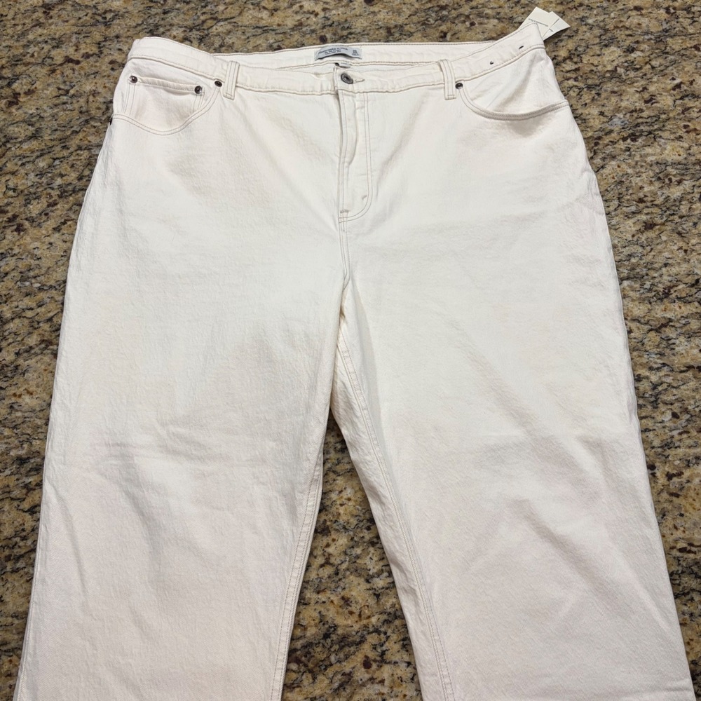 NEW Abercrombie & Fitch Curve 90s Straight Ultra High Rise Jeans White 20S ws